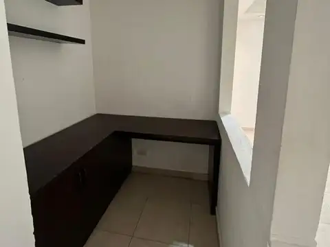 montevideo 1900, Piso 4