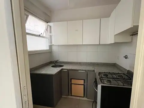 Alquiler departamento tres ambientes apto profesional  Recoleta