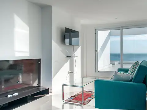 Departamento en Venta en Playa Mansa, USD 530.000