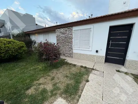 Casa en Alquiler de 3 dormitorios