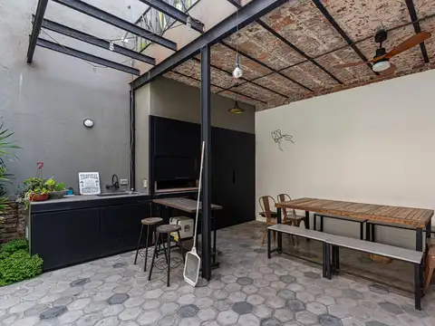 Depto Tipo Casa 3 ambientes con 2 baños