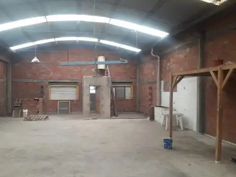 Galpon en Venta 36  mts Fondo