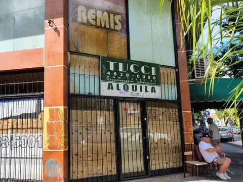 LOCAL COMERCIAL EN ESQUINA MORON NORTE