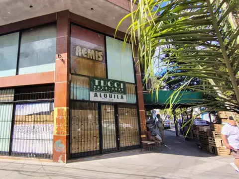 Local en Alquiler en Moron Norte, $ 1.300.000