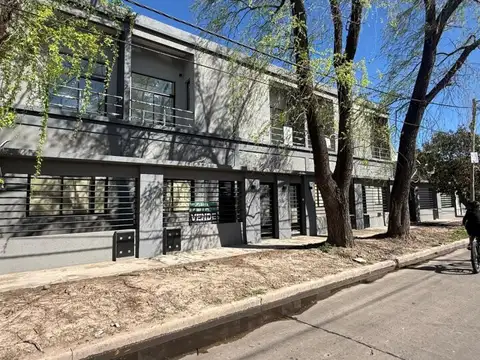 Intendente Amenedo 200 , Piso 0