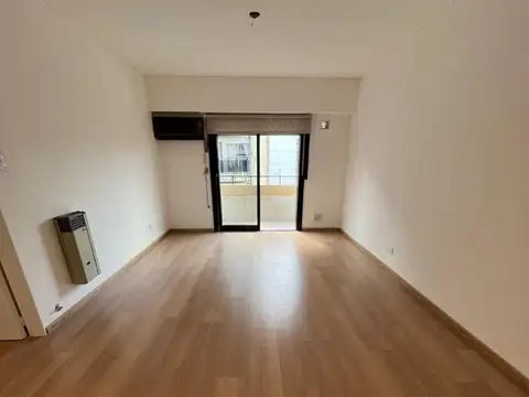 Entre Rios 300, Piso 7