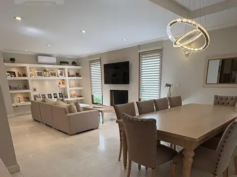 Casa en Venta de 5 dormitorios