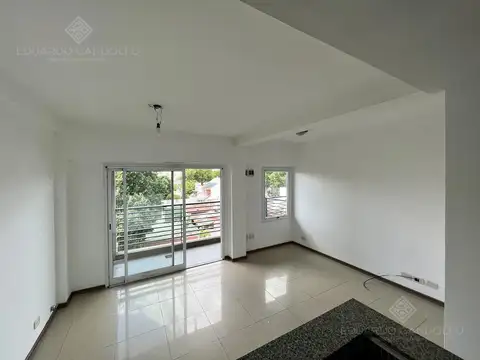 Departamento en Alquiler en Lanus Oeste, $ 850.000