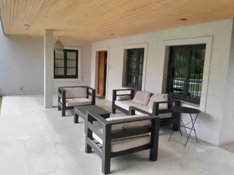 Casa en Alquiler Temporal de 5 dormitorios