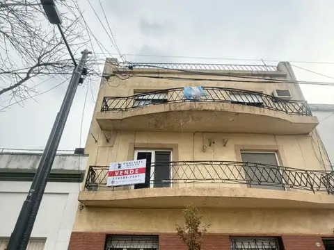 El Fogón 4300, Piso 1