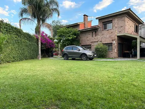 VENTA CASA 5 AMBIENTES CHALET PERMUTA DTO CABA APTO CREDITO W. MORRIS