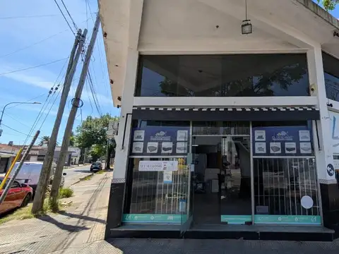 Local en Alquiler Eva Perón 1904 Lanús este