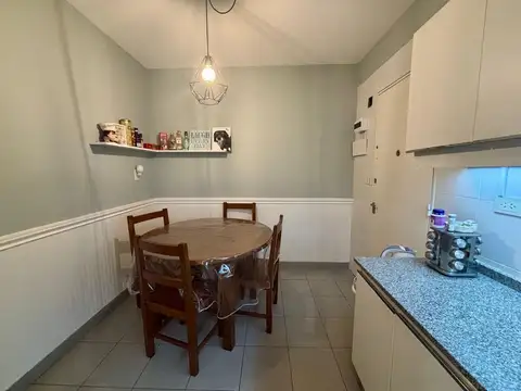 Departamento 4 ambientes con 2 baños