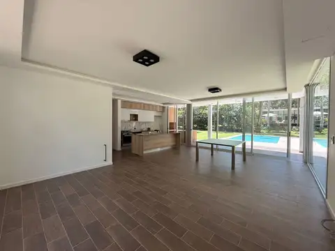 Casa en Venta al Oeste