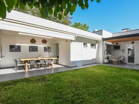 VENTA CASA C/JARDIN Y COCH  MODERNA