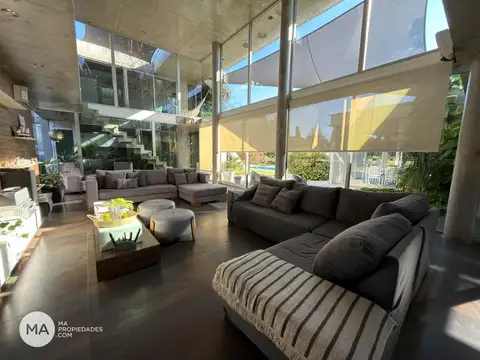 Casa 4 Dormitorios en barrio cerrado con amenities - Kentucky - Funes | Venta