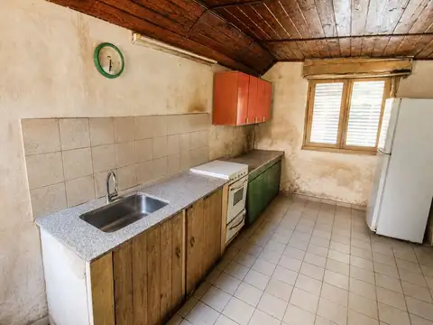 Casa 3 ambientes con 1 baño