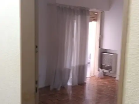 Alquiler departamento 2 ambientes 52M² 2 patios, lavadero lateral, parquet en Almagro. Capital Federal,. Dueño directo.