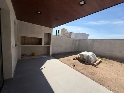Depto Tipo Casa en Venta de 4 ambientes