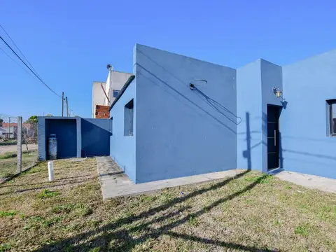 CASA EN VENTA EN SICARDI 3 DORMITORIOS