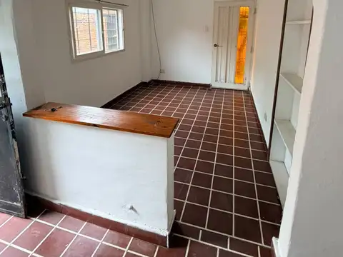 Depto Tipo Casa en Alquiler de 2 ambientes