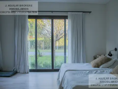 Casa en Venta al Este