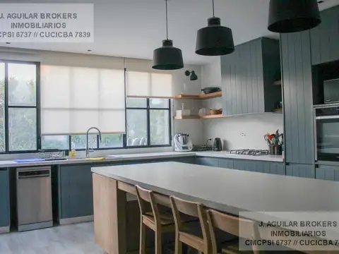 Casa en Venta en Bella Vista, USD 1.300.000