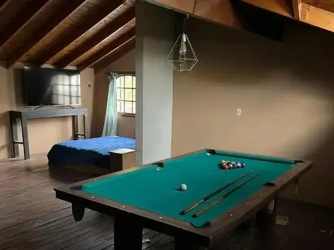 VENTA CHALET 4 AMB COCHERA Y FONDO EN PADUA