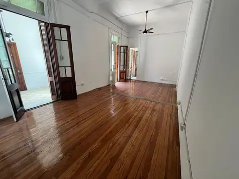Depto Tipo Casa en Venta 51 años