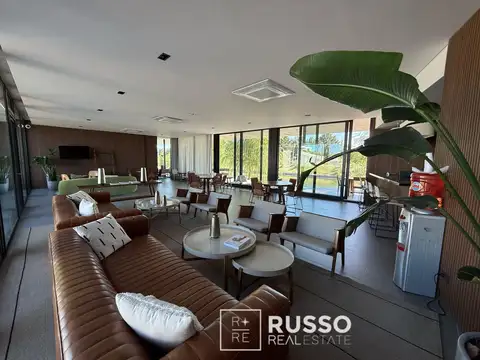 Avenida De Los Lagos 2400