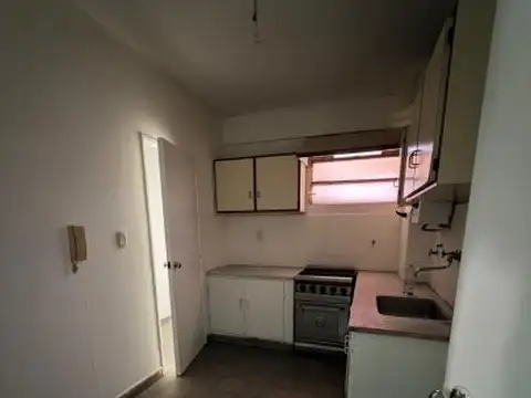 Jujuy 1600 , Piso 2
