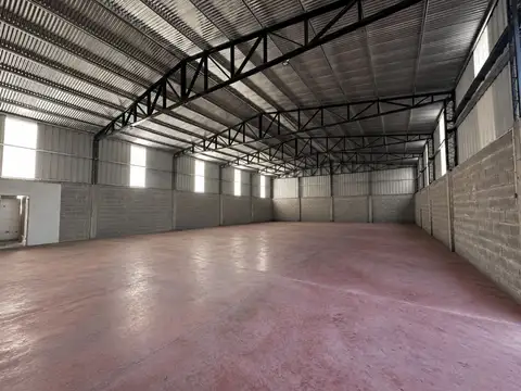 Galpon en Alquiler en Villa Gran Parque, $ 2.400.000