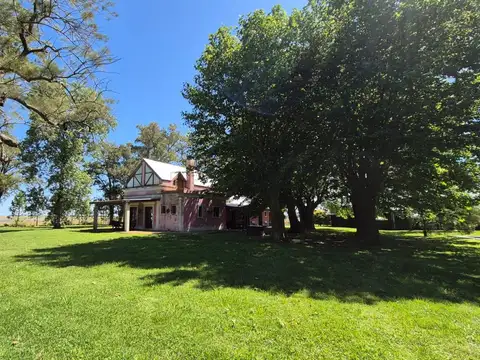 chacra 19 Has con espectacular laguna