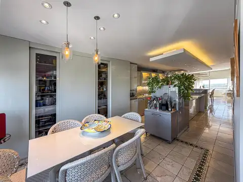 Departamento en Venta de 7 ambientes