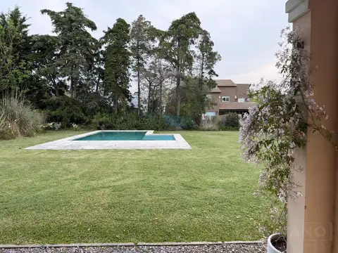 JBI.Avenida Italia 5043 barrio San Isidro Labrador Villanueva Tigre.