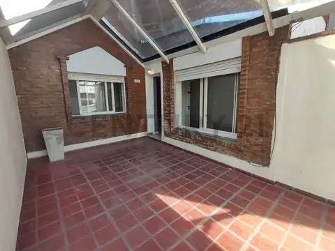 Depto Tipo Casa 3 ambientes con 1 baño