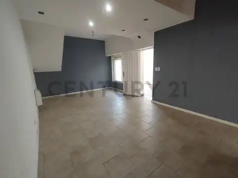 Depto Tipo Casa en Venta con 1 cocheras