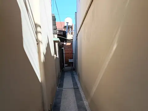 Depto Tipo Casa en Alquiler de 1 dormitorio