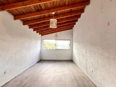 CASA TRIPLEX RIO CEBALLOS