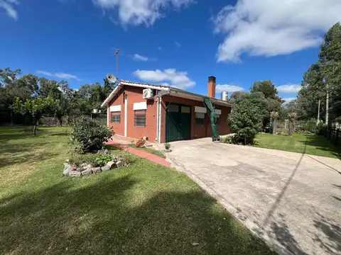 Venta casaquinta en el KM 63, Ruta 2, Barrio "Los Cachorros"