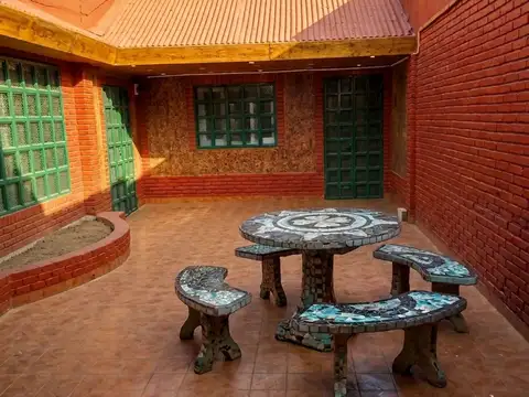 Alquiler de casa para vivienda o uso comercial