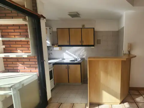 Departamento en Alquiler con 1 cocheras