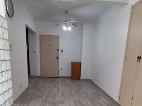 Se vende un departamanto de 2 ambientes luminoso - Parque Patricios