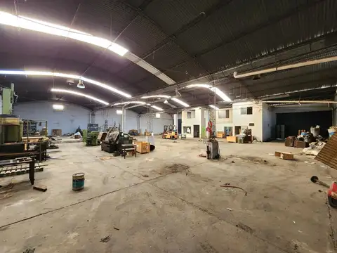 GALPÓN EN VENTA ZONA CIRCUNVALACION Y PTE PERON
