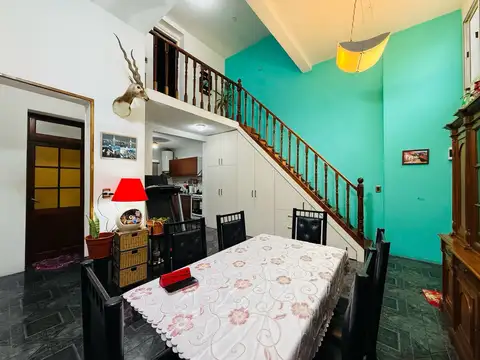 Depto Tipo Casa en Venta 50 años