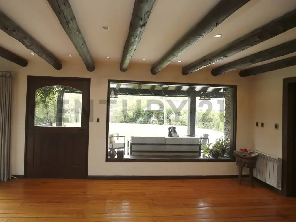 Club de Campo Abril , 0° piso - 4 dormitorios con cochera