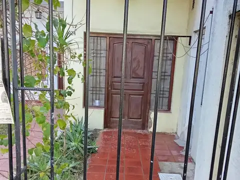 PH Planta Baja, con patio  muy cómodo