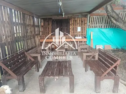 Casa 5 ambientes con 2 baños