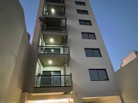 Departamento en Venta en Moron Sur, Moron