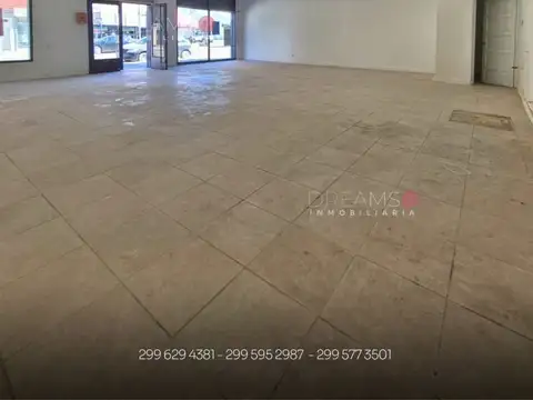 Local en Alquiler en Neuquén, $ 2.500.000